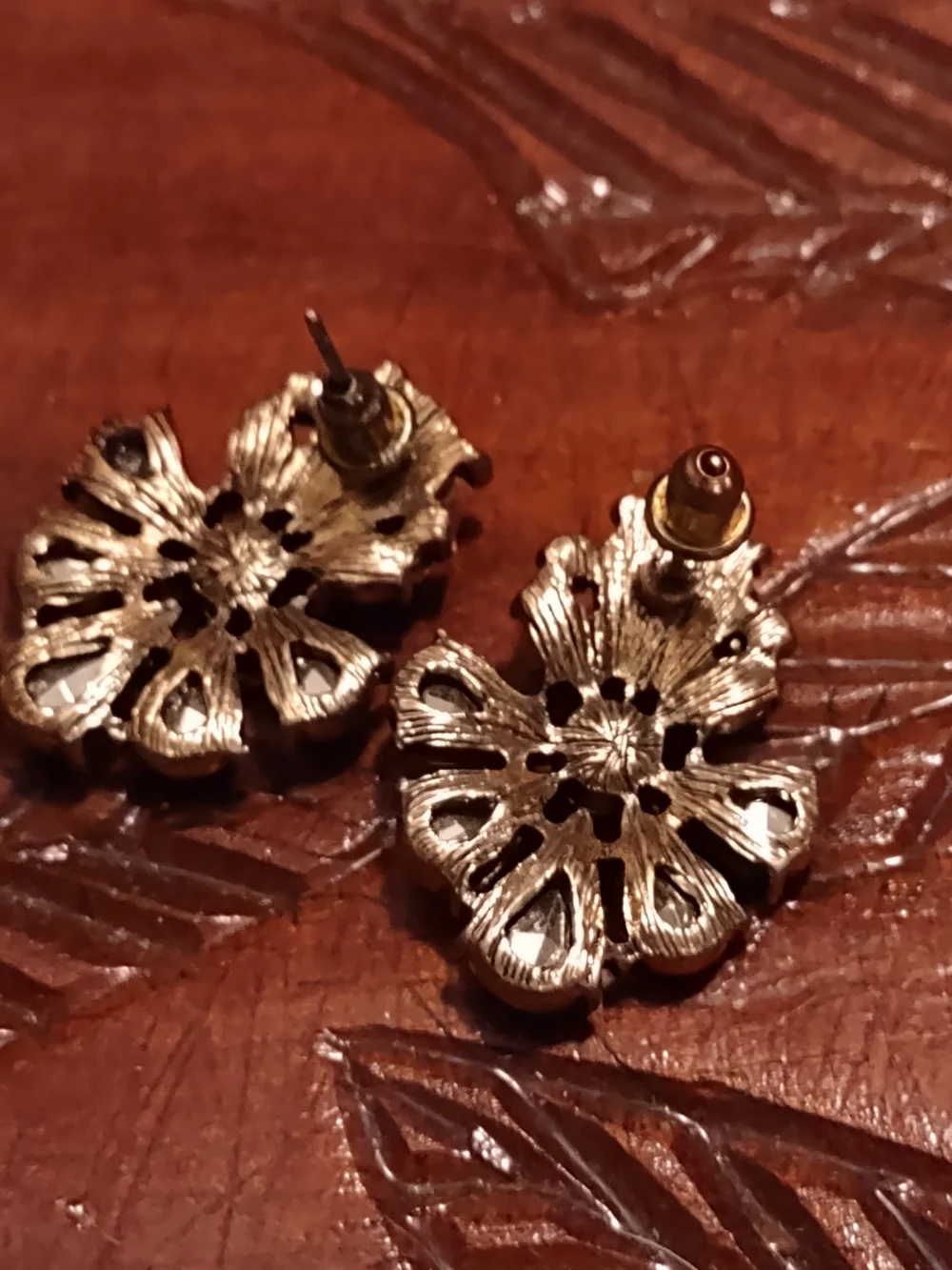 Crystal Flower Drop Earrings - White & Clear Vintage Pierced